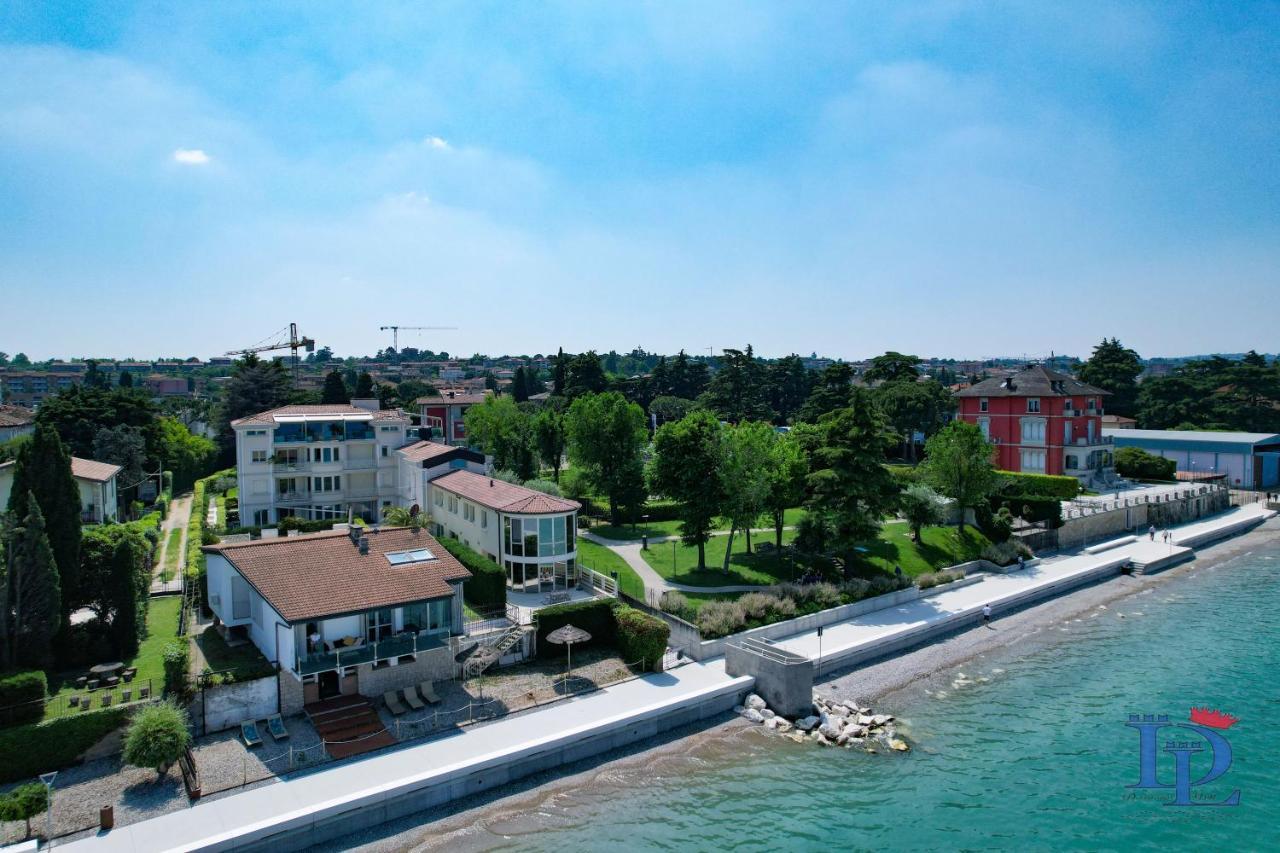 Desenzanoloft Official Partner Marriott Homes & Villas - Villa Meraviglia Desenzano del Garda Kültér fotó