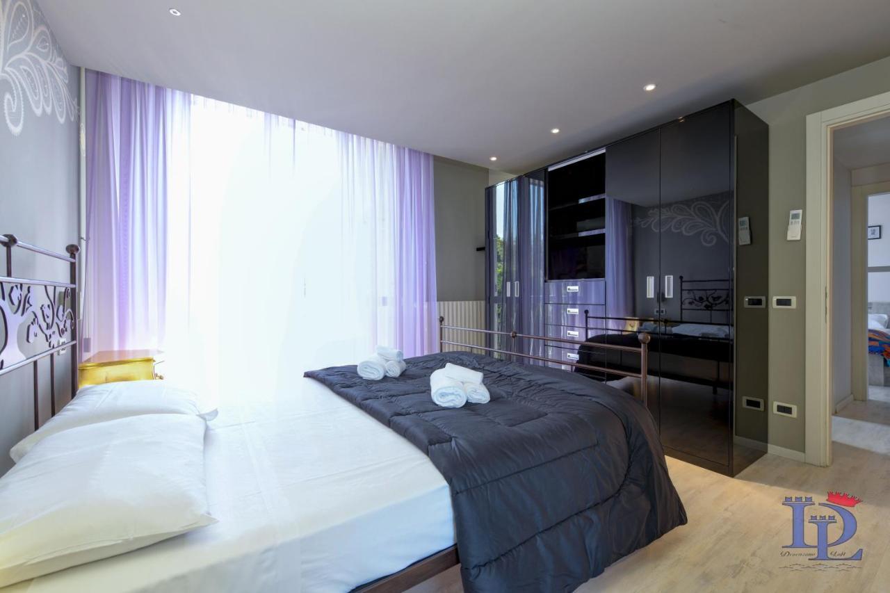 Desenzanoloft Official Partner Marriott Homes & Villas - Villa Meraviglia Desenzano del Garda Kültér fotó