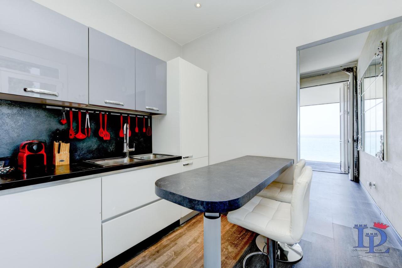 Desenzanoloft Official Partner Marriott Homes & Villas - Villa Meraviglia Desenzano del Garda Kültér fotó